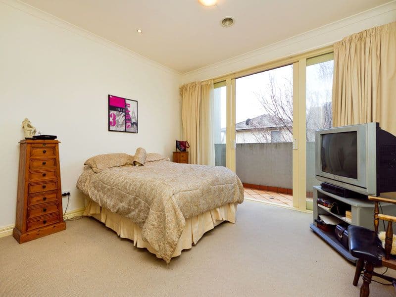 28 Clairmont Avenue, BENTLEIGH VIC 3204, Bentleigh - Thumbnail 6