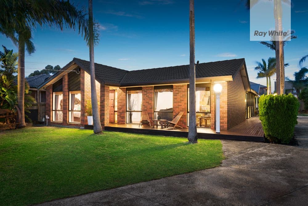 8 Moore Avenue, Clayton South VIC 3169, Clayton South - Thumbnail 2