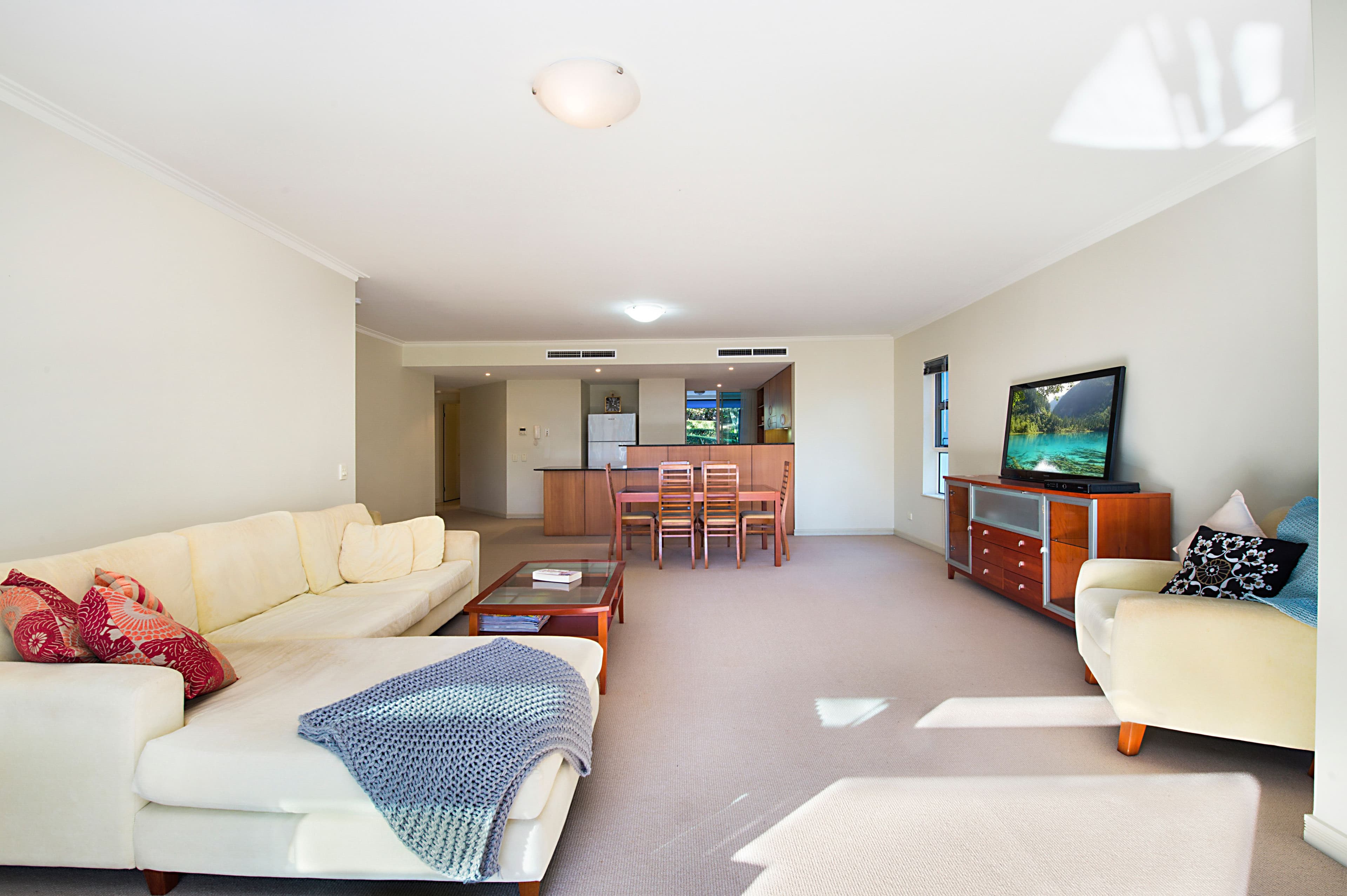 4112 Archer Hill, 1 Ross Street, BENOWA QLD 4217, Benowa - Thumbnail 2