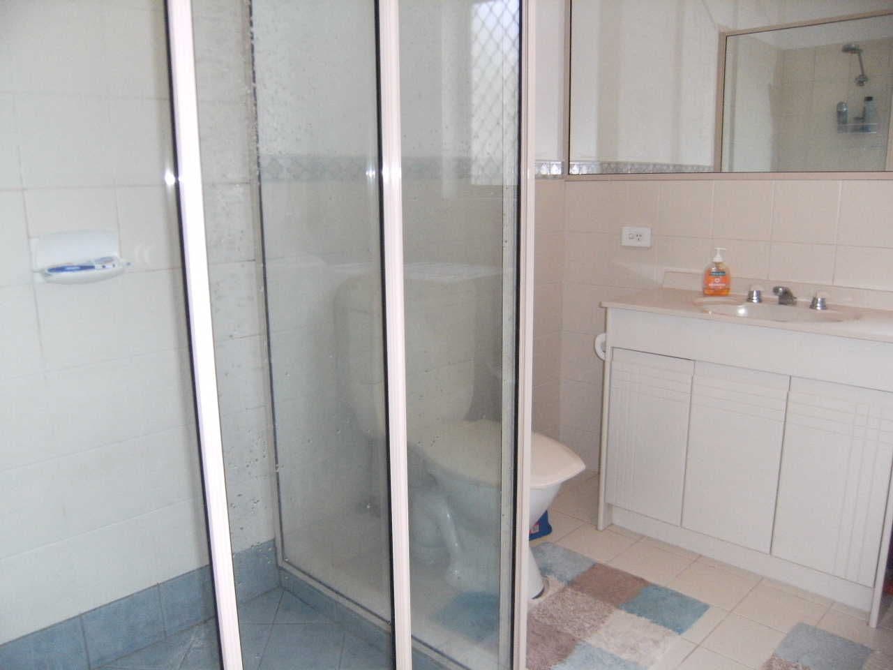 28 STRETTON Drive, HELENSVALE QLD 4212, Helensvale - Thumbnail 7