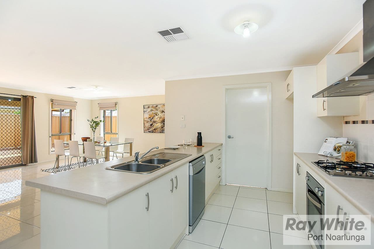 51 Atlantis Avenue, Seaford Meadows SA 5169, Seaford Meadows - Thumbnail 7