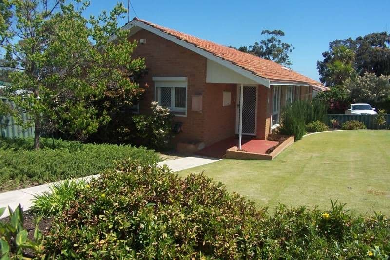 28B Templeton Crescent, GIRRAWHEEN WA 6064, Girrawheen - Thumbnail 3