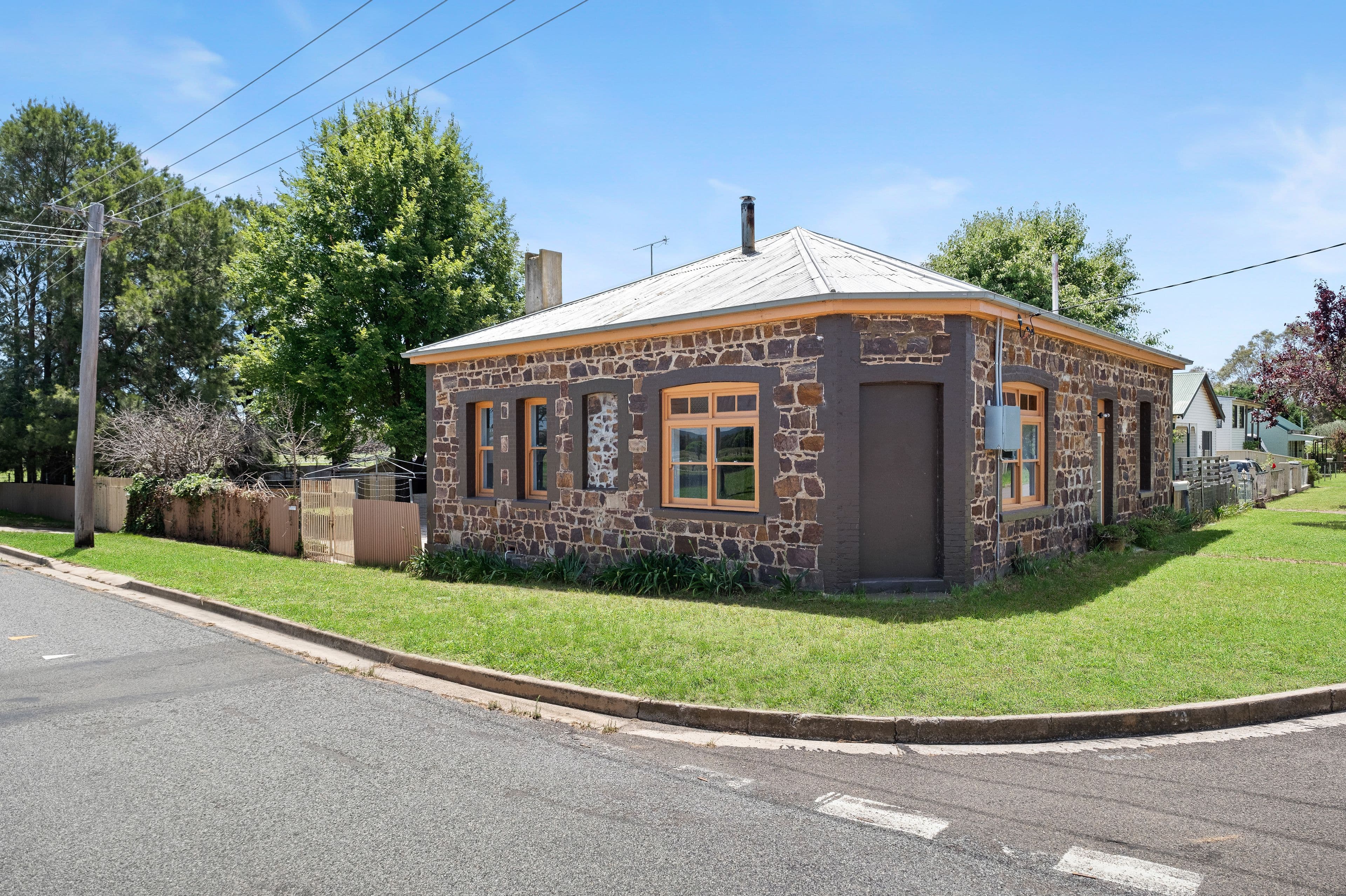 24 Hercules Street, Goulburn NSW 2580, Goulburn - Thumbnail 2