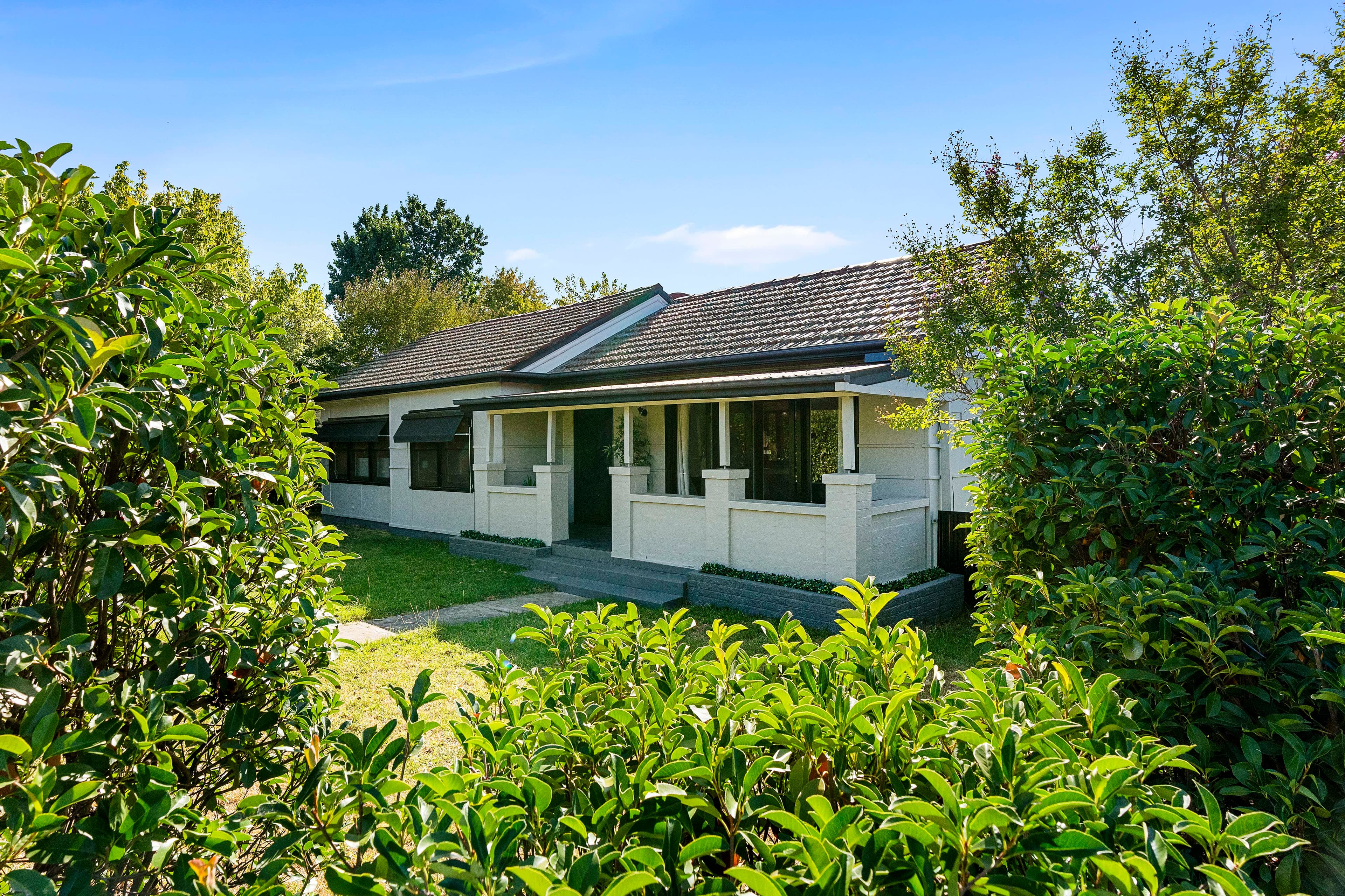 11 Plumpton Road, Kooringal NSW 2650, Kooringal - Image 1