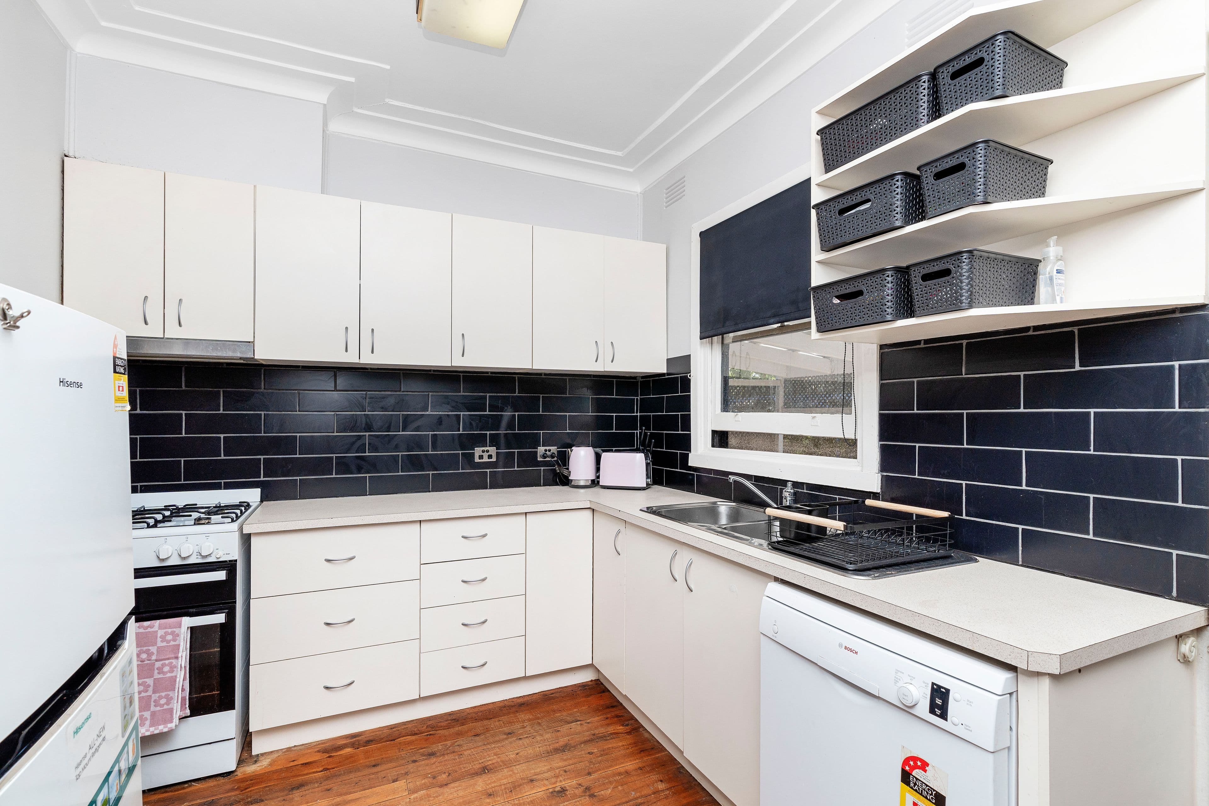 11 Plumpton Road, Kooringal NSW 2650, Kooringal - Thumbnail 5