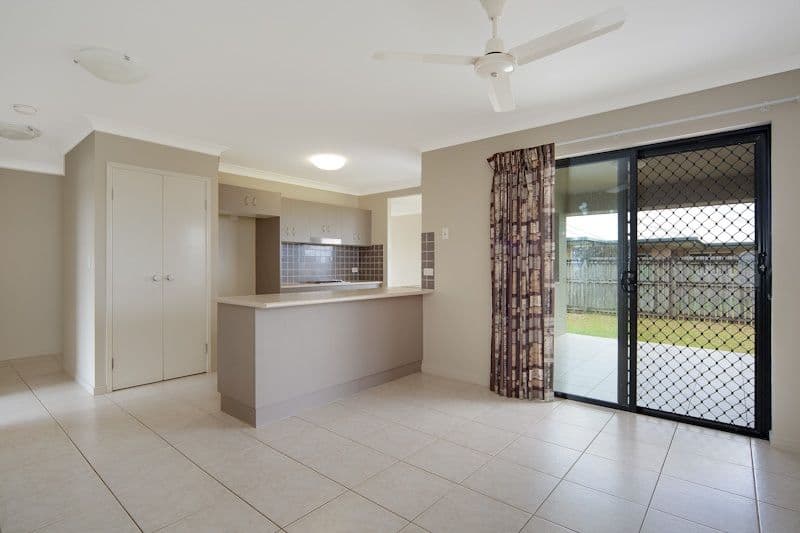27 Colombia Street, WHITE ROCK QLD 4868, White Rock - Thumbnail 2