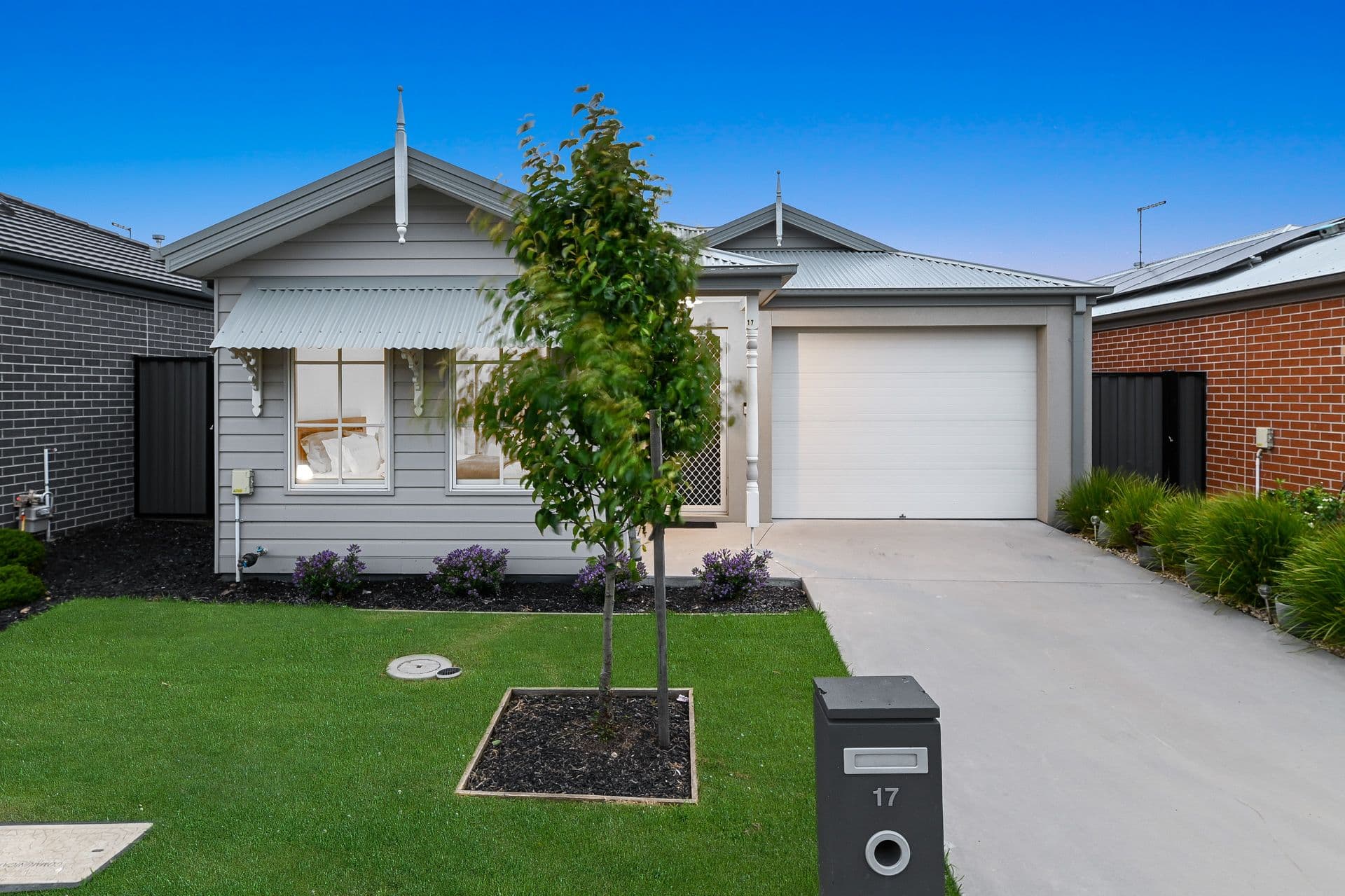 17 Hillsborough Crescent, Berwick VIC 3806, Berwick - Image 1