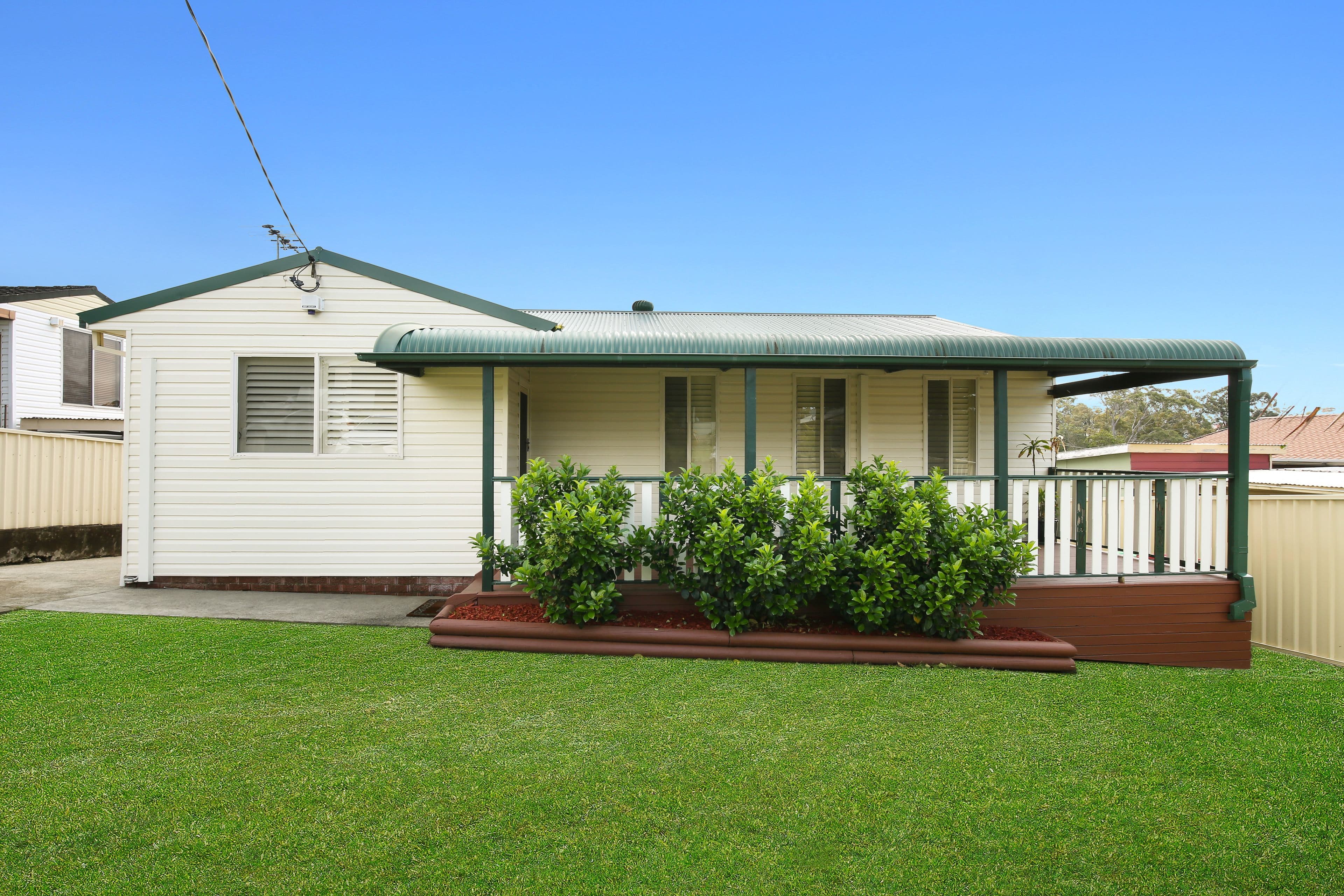 14 Stratford Road, Unanderra - Image 1