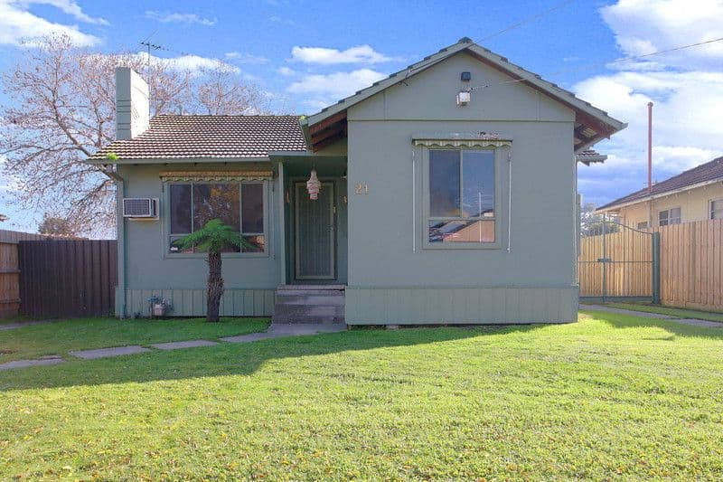 21 Fugosia Street, DOVETON VIC 3177, Doveton - Image 1