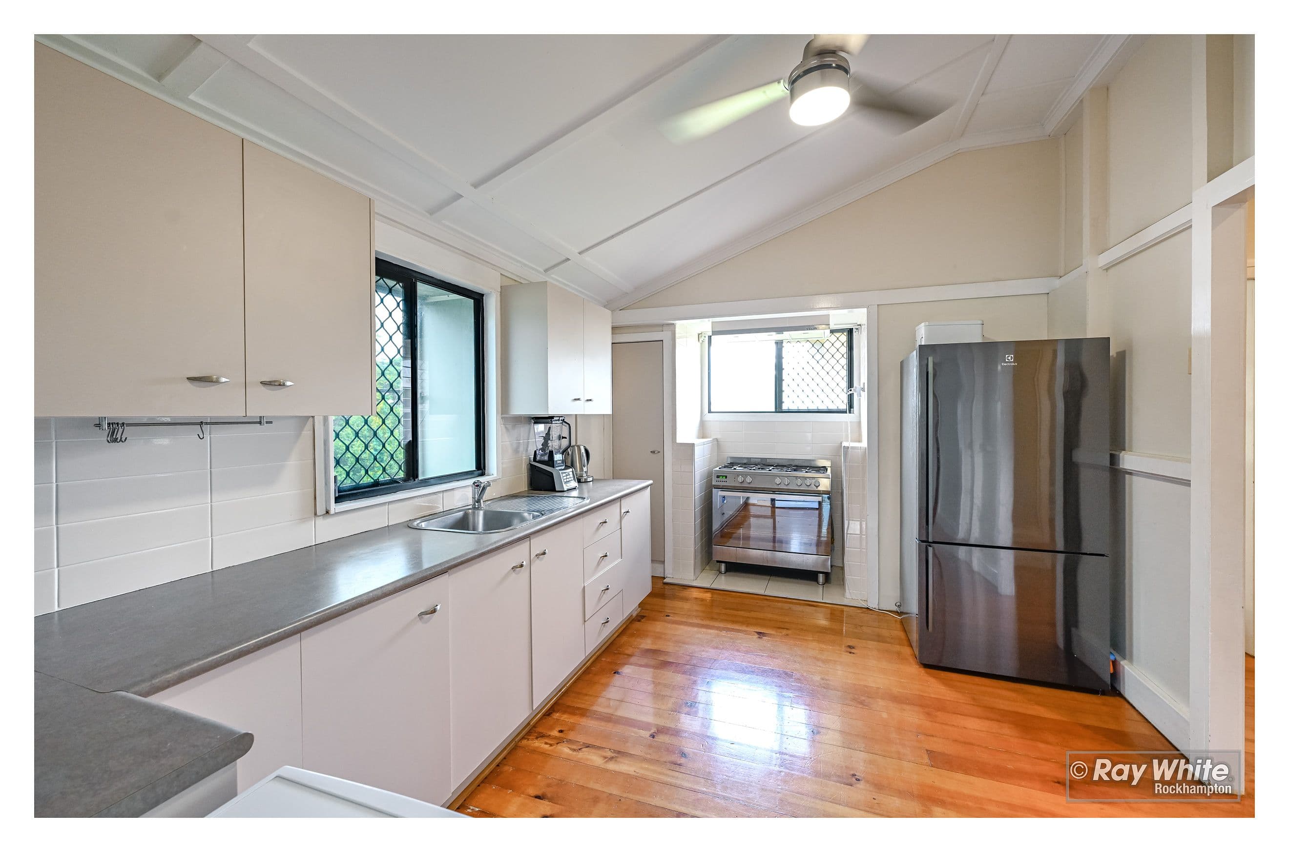 109 NOBBS Street, Berserker QLD 4701, Berserker - Thumbnail 4