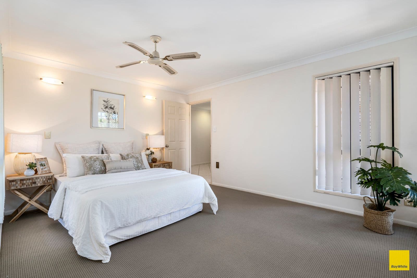 35 Pinelands Circuit, Redland Bay QLD 4165, Redland Bay - Thumbnail 5