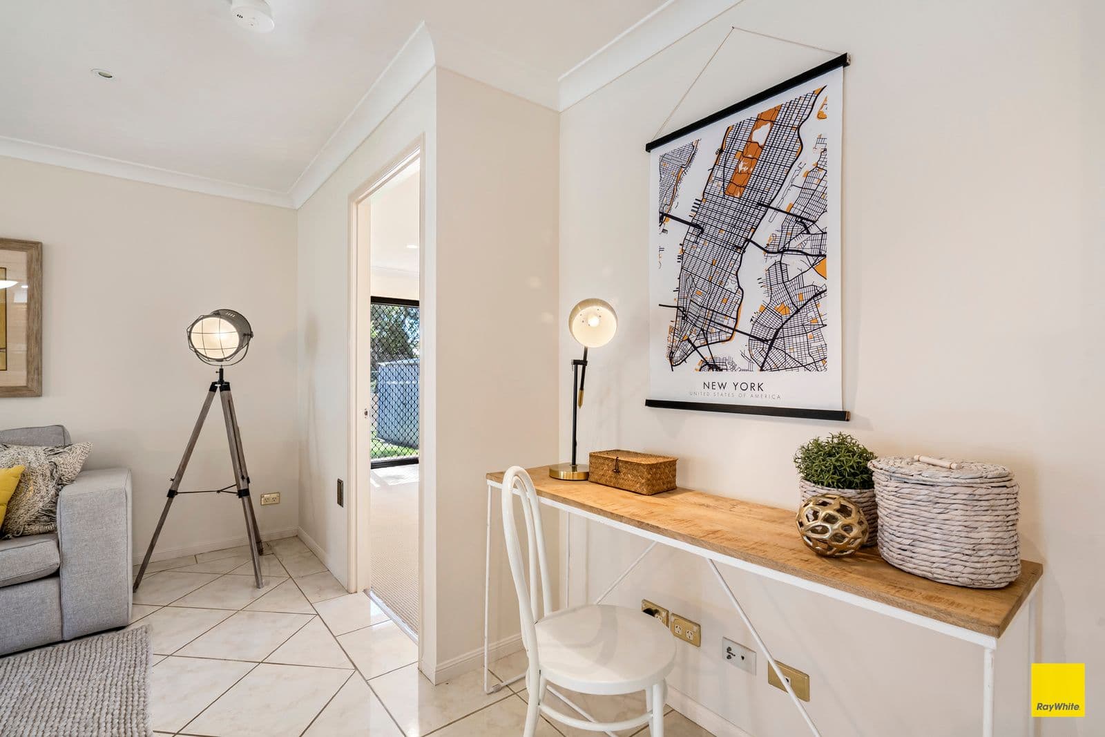 35 Pinelands Circuit, Redland Bay QLD 4165, Redland Bay - Thumbnail 6