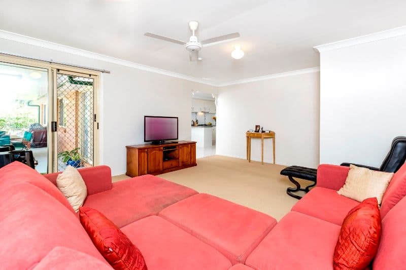 10 John Staines Crescent, NORTH IPSWICH QLD 4305, North Ipswich - Thumbnail 5