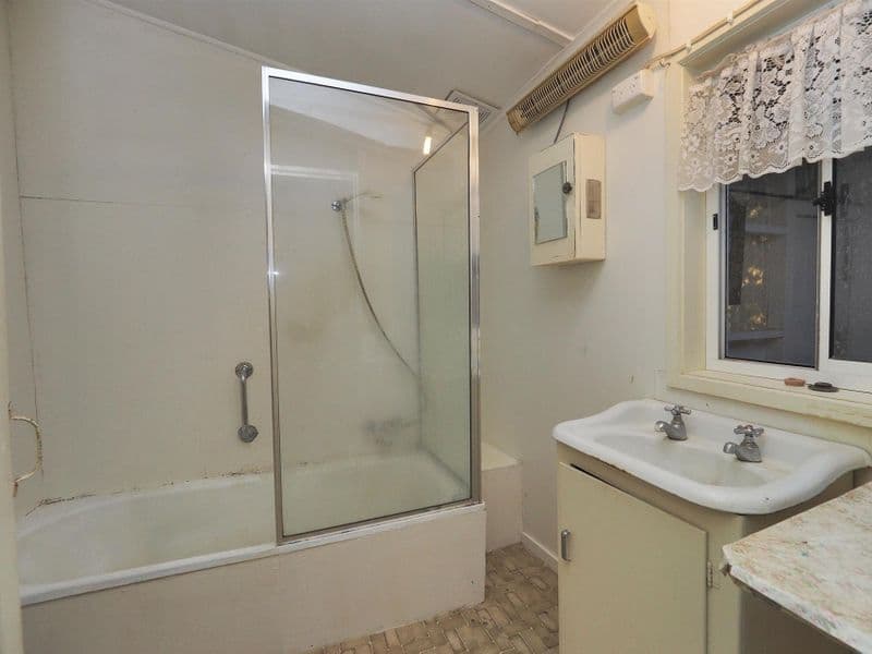 63 Churchill Avenue, Ararat VIC 3377, Ararat - Thumbnail 6