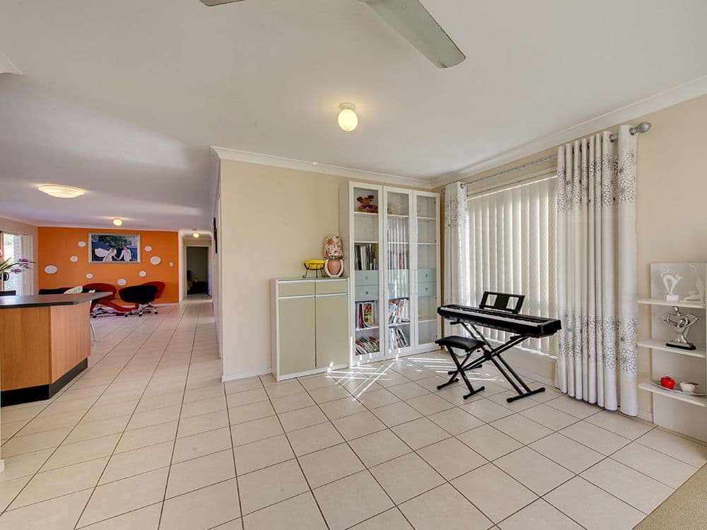 2 Jessie Street, Springfield Lakes QLD 4300, Springfield Lakes - Thumbnail 4