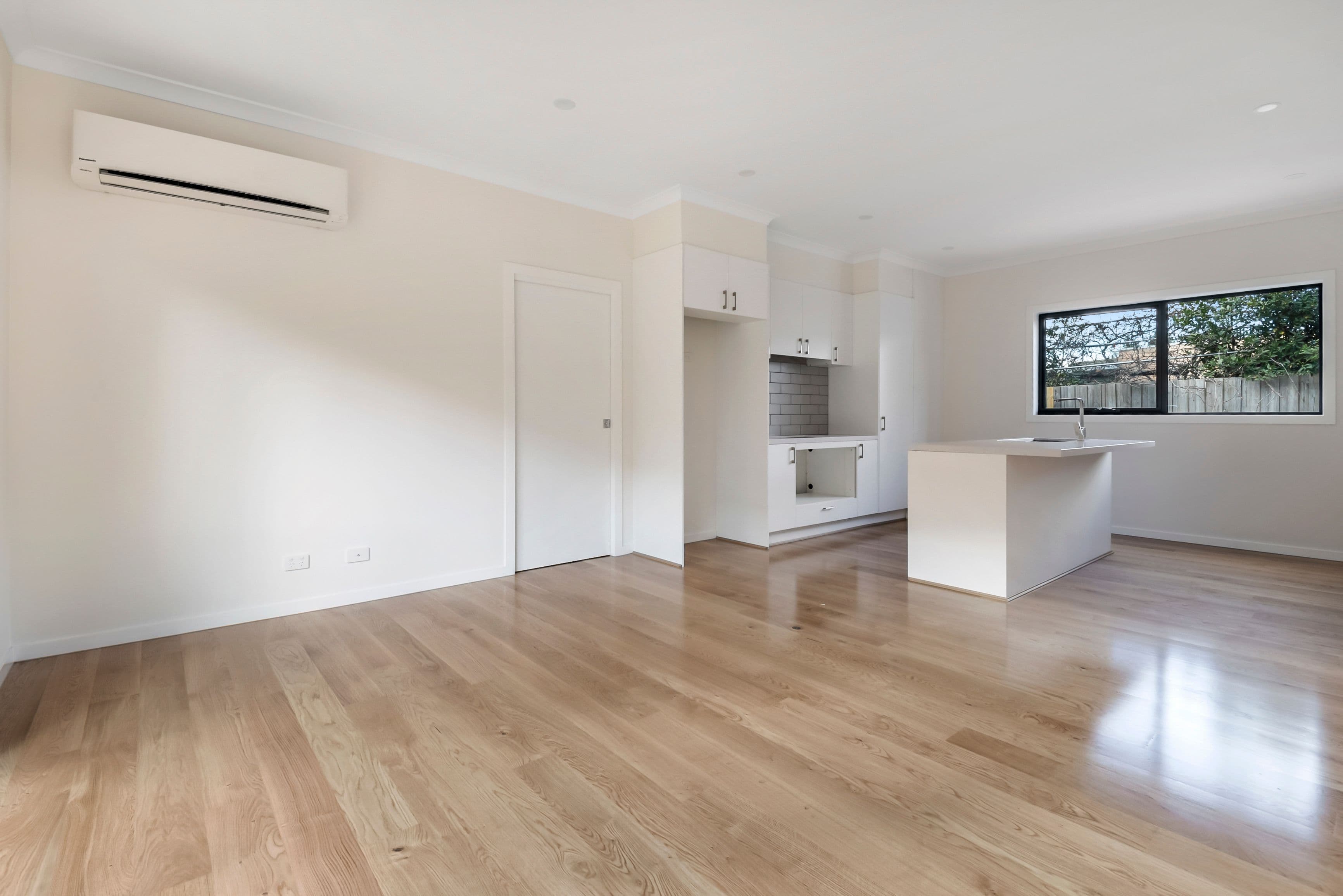 295 Greenwood Drive, Watsonia VIC 3087, Watsonia - Thumbnail 3