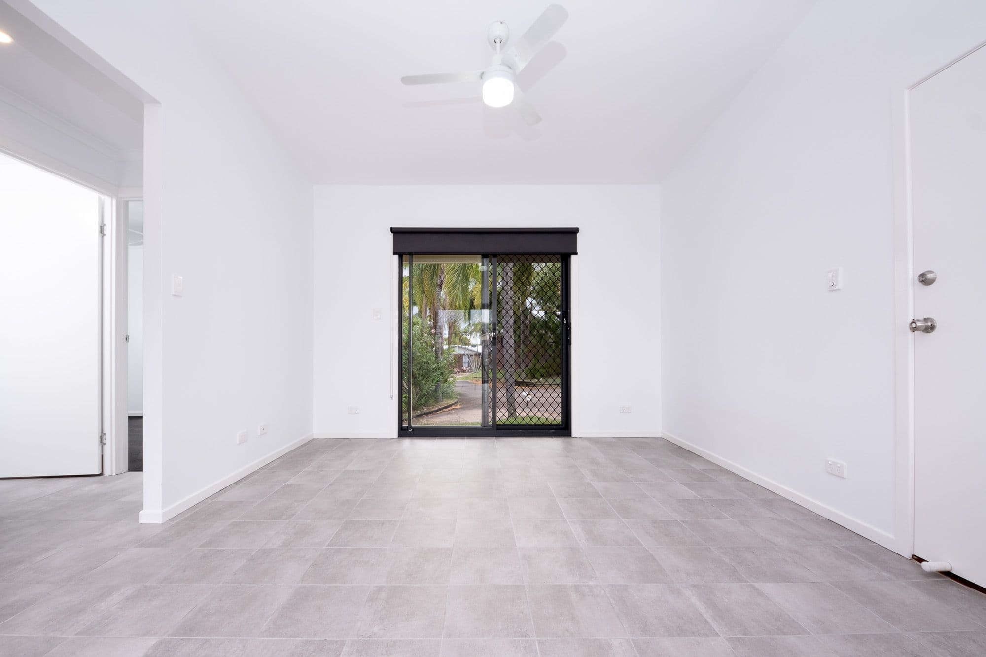 8-12 Elma Street, Cooee Bay QLD 4703, Cooee Bay - Thumbnail 4