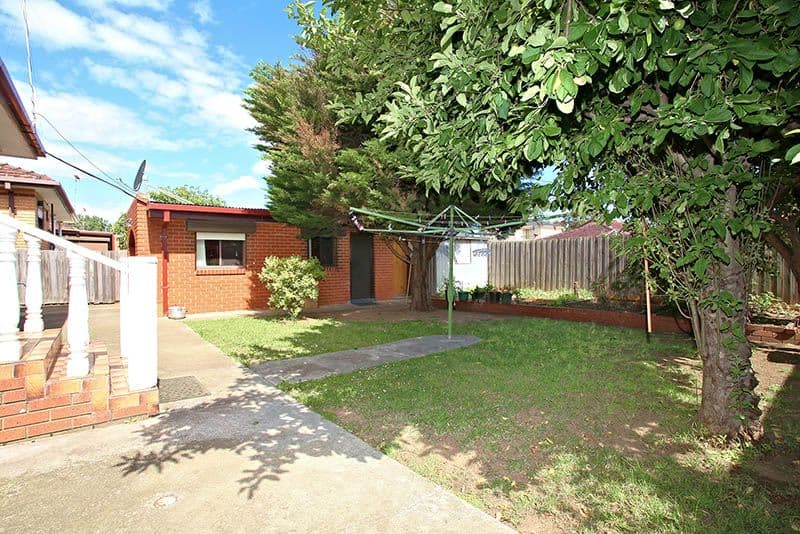 93 Taylors Road, ST ALBANS VIC 3021, St Albans - Thumbnail 7