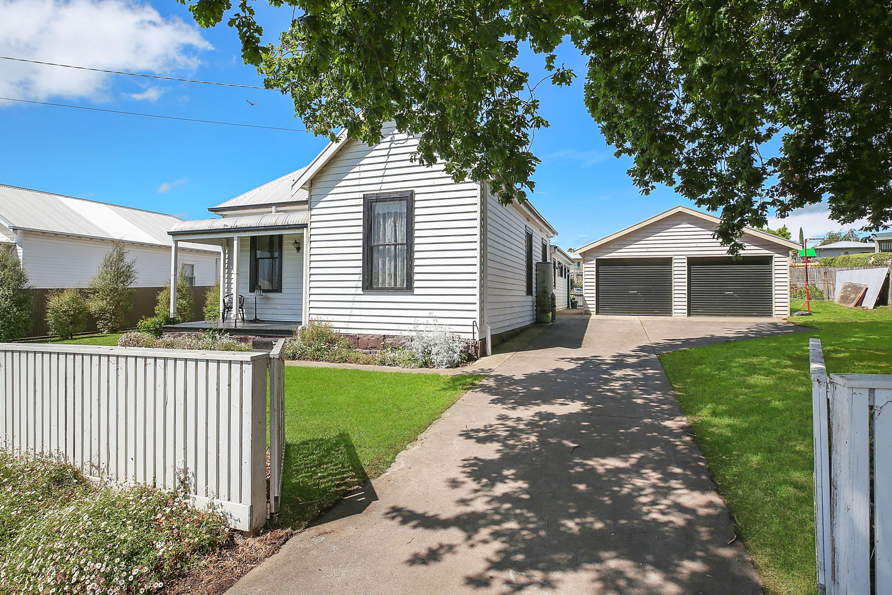 19 Hopetoun Street, Camperdown VIC 3260, Camperdown - Thumbnail 2