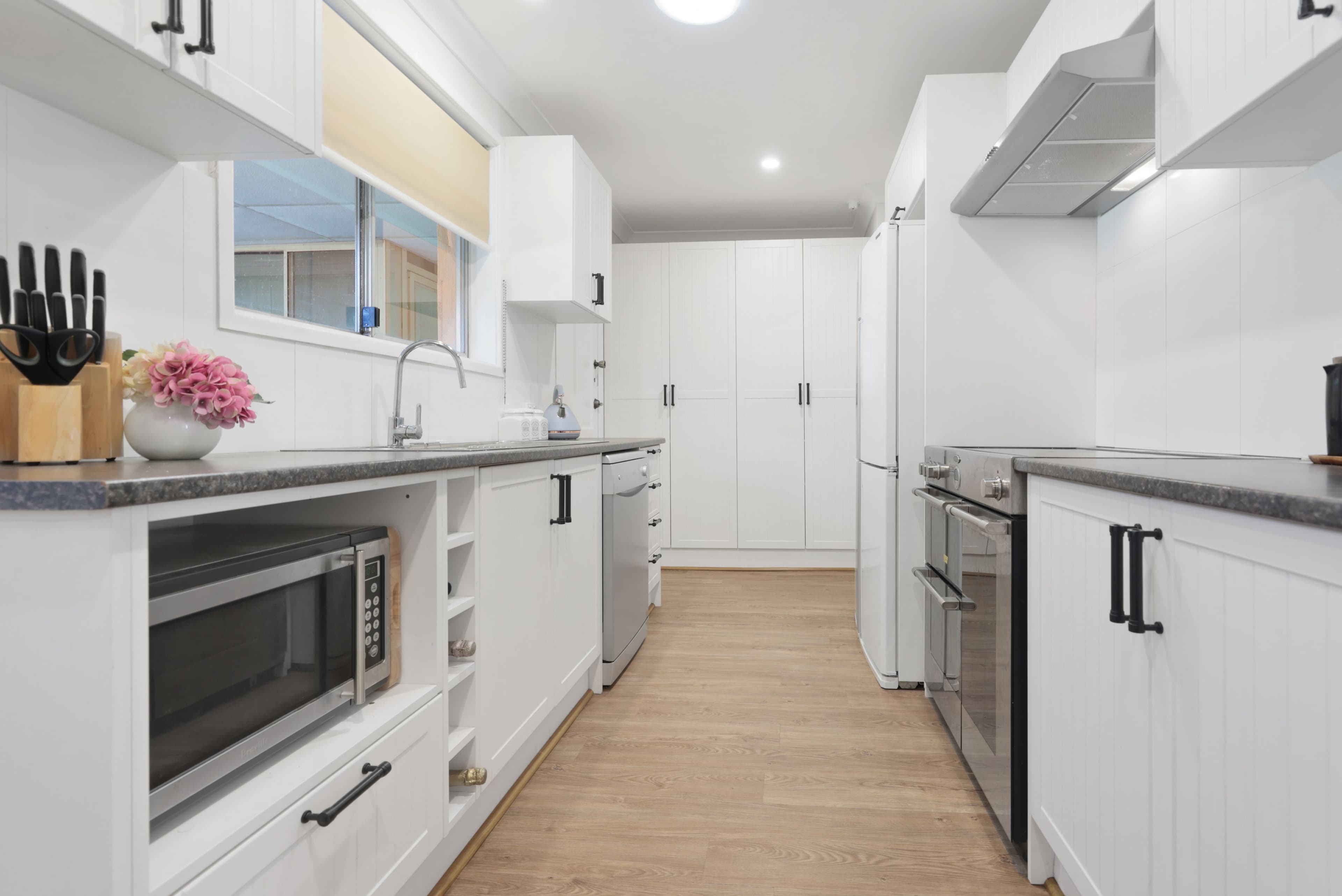 6 Coreen Avenue, Penrith NSW 2750, Penrith - Thumbnail 2