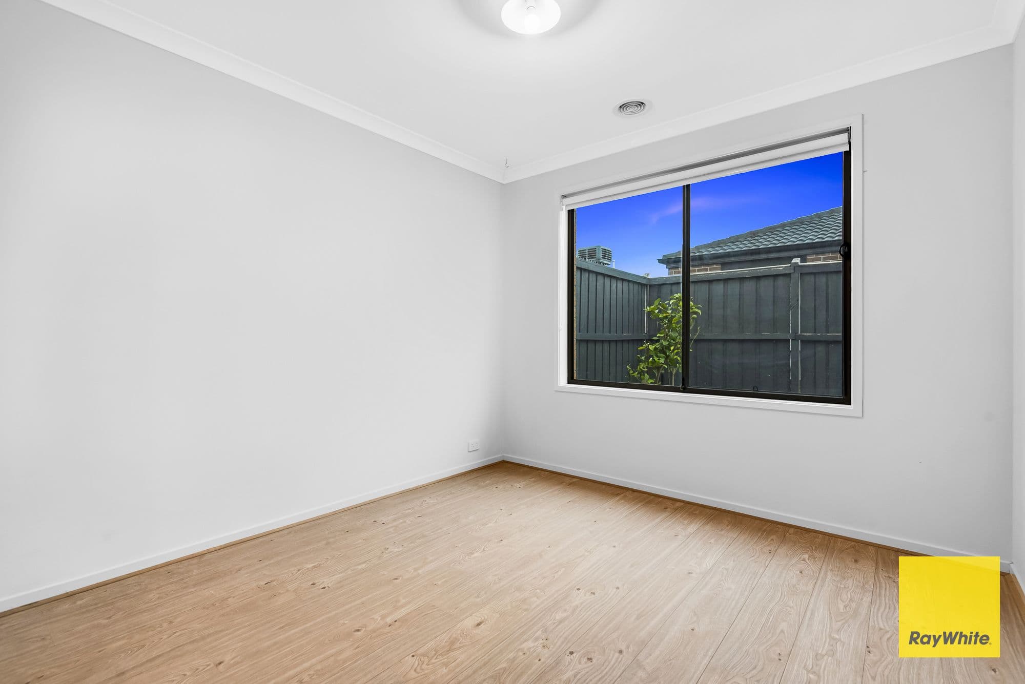 12 Sheaf Road, Truganina VIC 3029, Truganina - Thumbnail 4
