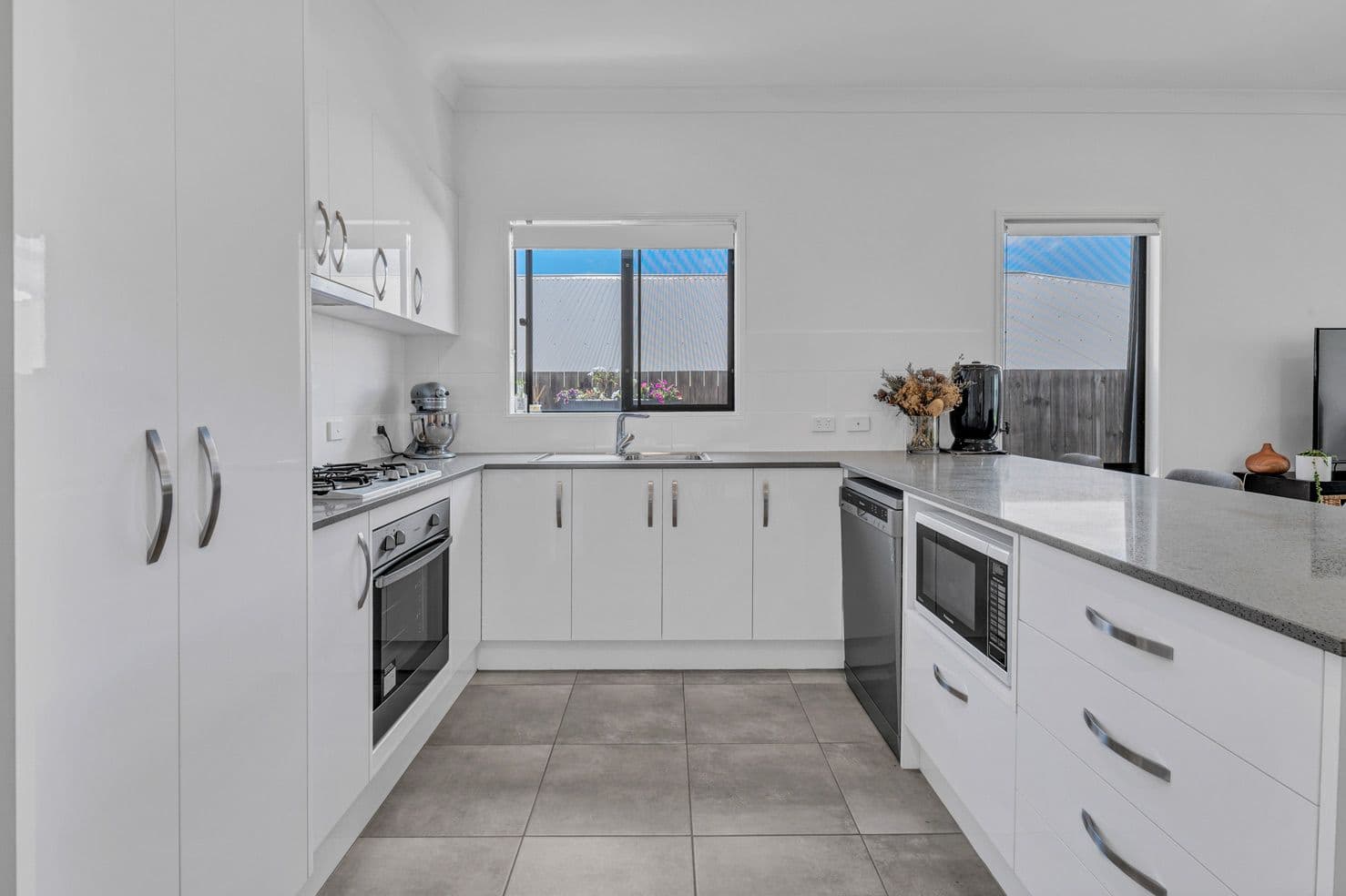 27 Mcveigh Street, Pimpama QLD 4209, Pimpama - Thumbnail 3