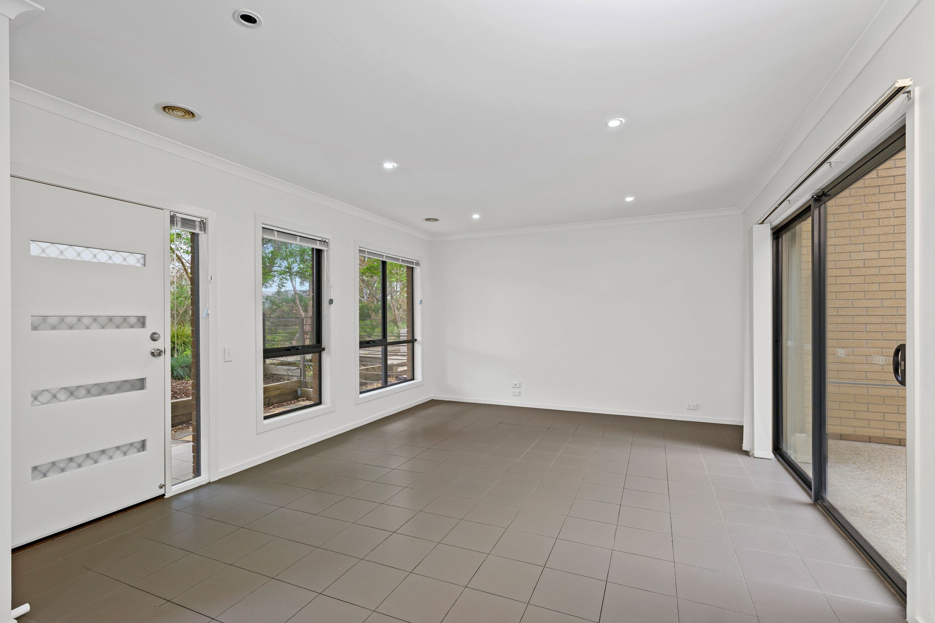 16 Maahu Amble, Mernda VIC 3754, Mernda - Thumbnail 5
