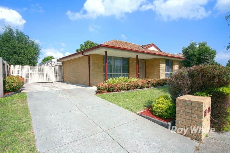 8 Andrea Crescent, CRANBOURNE NORTH VIC 3977, Cranbourne North - Image 1