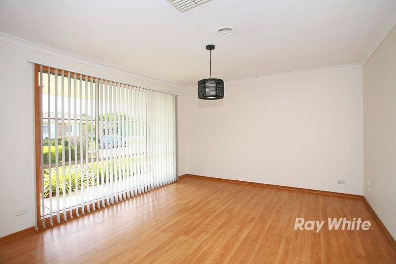 8 Andrea Crescent, CRANBOURNE NORTH VIC 3977, Cranbourne North - Thumbnail 8
