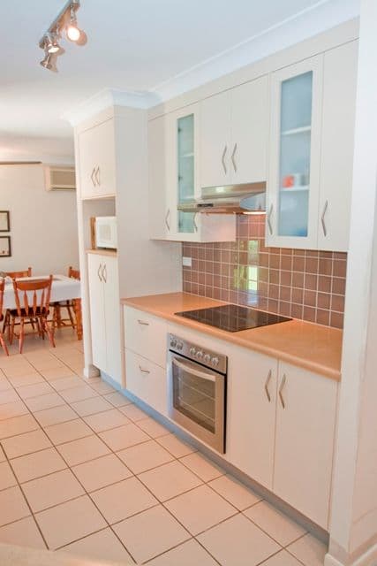 3 Brushbox Place, MOUNT LOUISA QLD 4814, Mount Louisa - Thumbnail 8