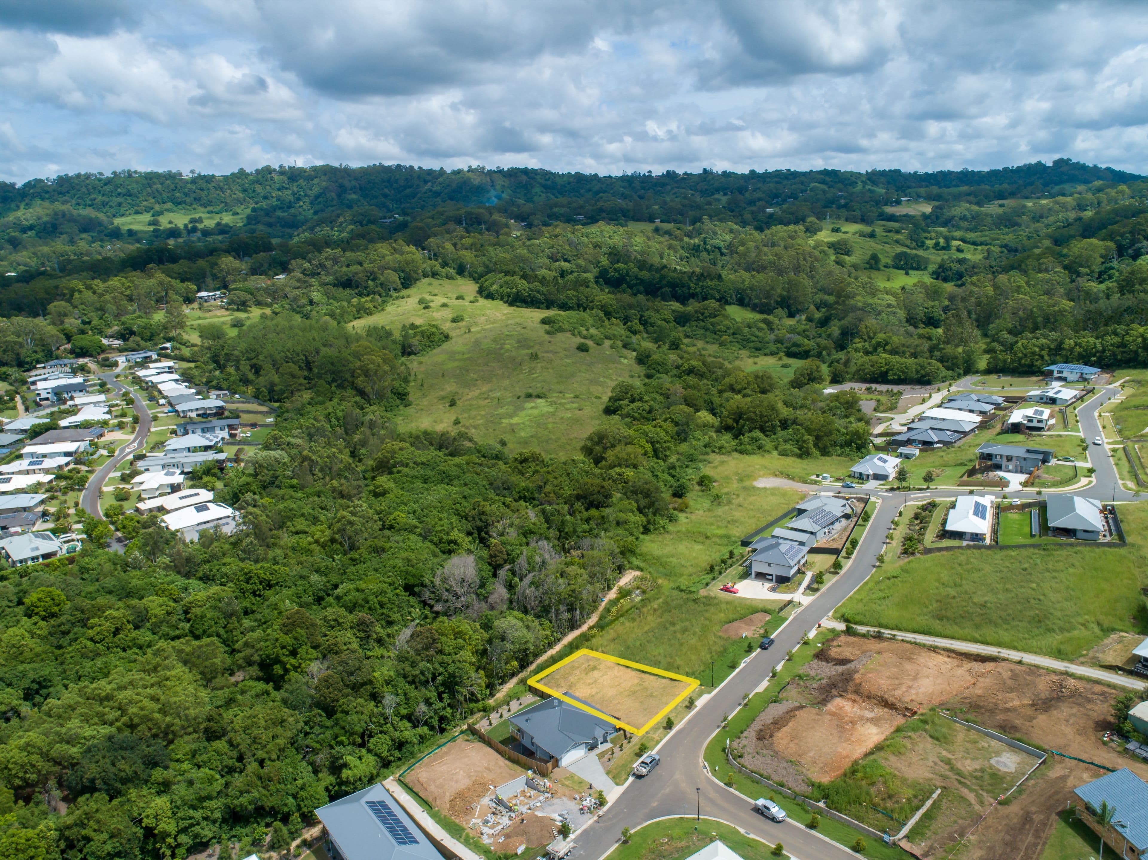 27 Bowerbird Avenue, BURNSIDE QLD 4560, Burnside - Thumbnail 2