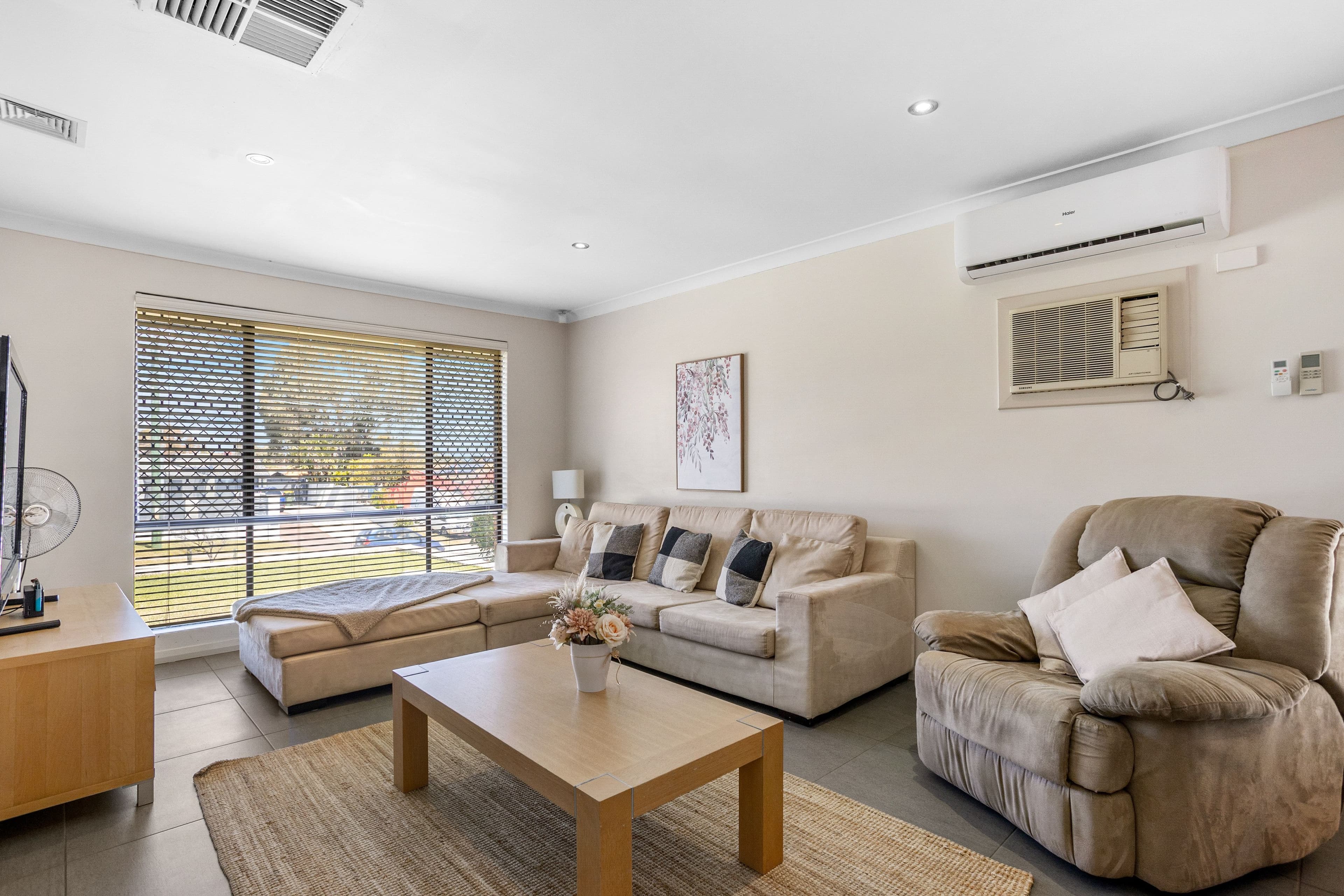 21 Gregory Avenue, Padbury WA 6025, Padbury - Thumbnail 4