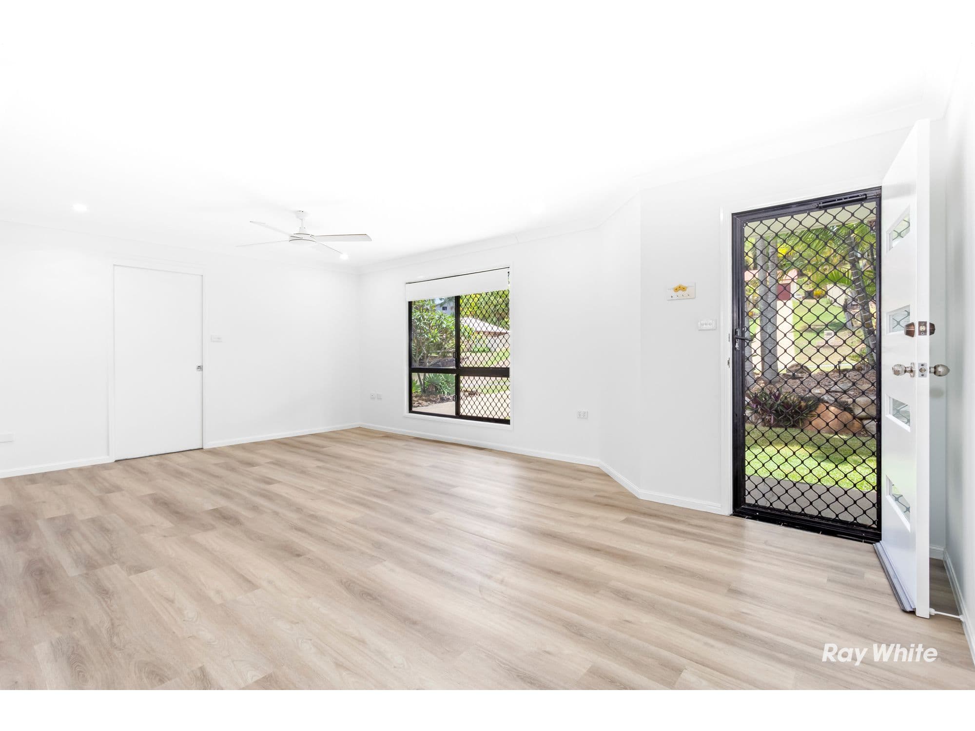 15 Waterview Drive, Lammermoor QLD 4703, Lammermoor - Thumbnail 5