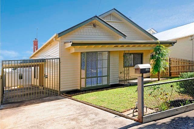 9 Trudgeon Avenue, RESERVOIR VIC 3073, Reservoir - Image 1