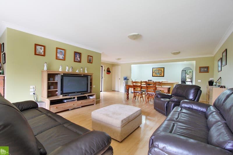 115 Ocean Beach Drive, SHELLHARBOUR NSW 2529, Shellharbour - Thumbnail 5