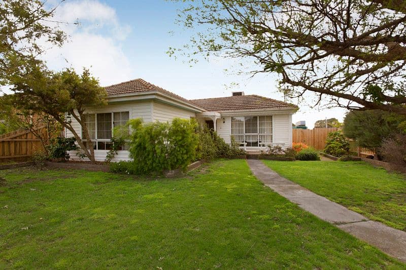 32 Gladwyn Avenue, BENTLEIGH EAST VIC 3165, Bentleigh East - Image 1
