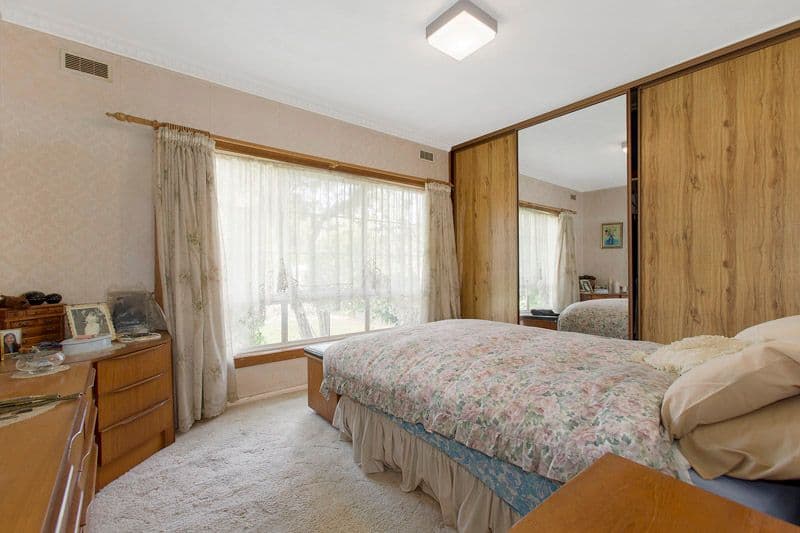 32 Gladwyn Avenue, BENTLEIGH EAST VIC 3165, Bentleigh East - Thumbnail 4