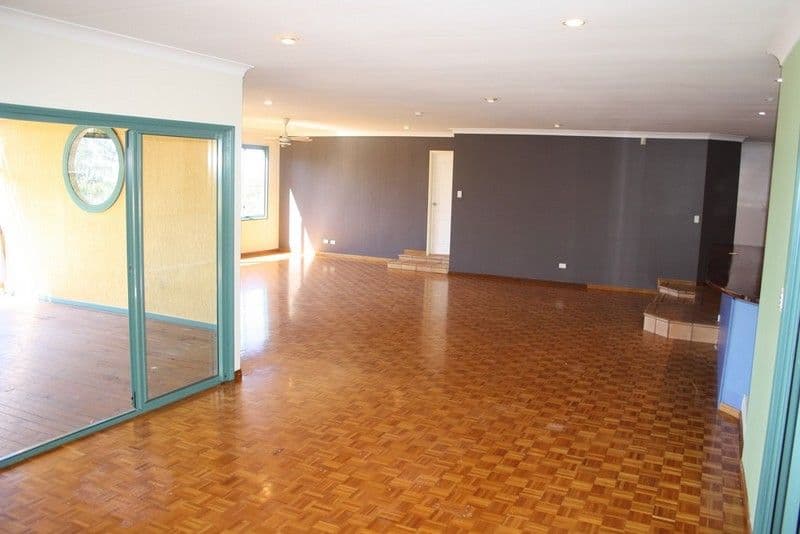 36 Lucy Drive, EDENS LANDING QLD 4207, Edens Landing - Thumbnail 4