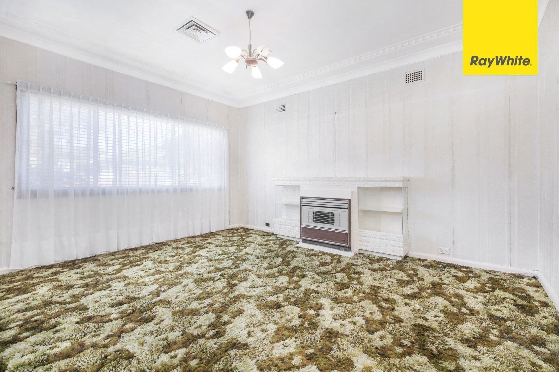 76 Hannans Road, Riverwood NSW 2210, Riverwood - Thumbnail 3