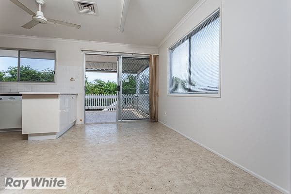 28 Rosebrook Street, Kallangur QLD 4503, Kallangur - Thumbnail 3