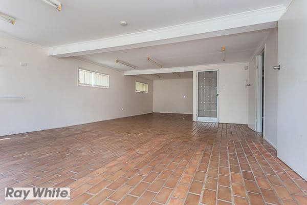 28 Rosebrook Street, Kallangur QLD 4503, Kallangur - Thumbnail 4