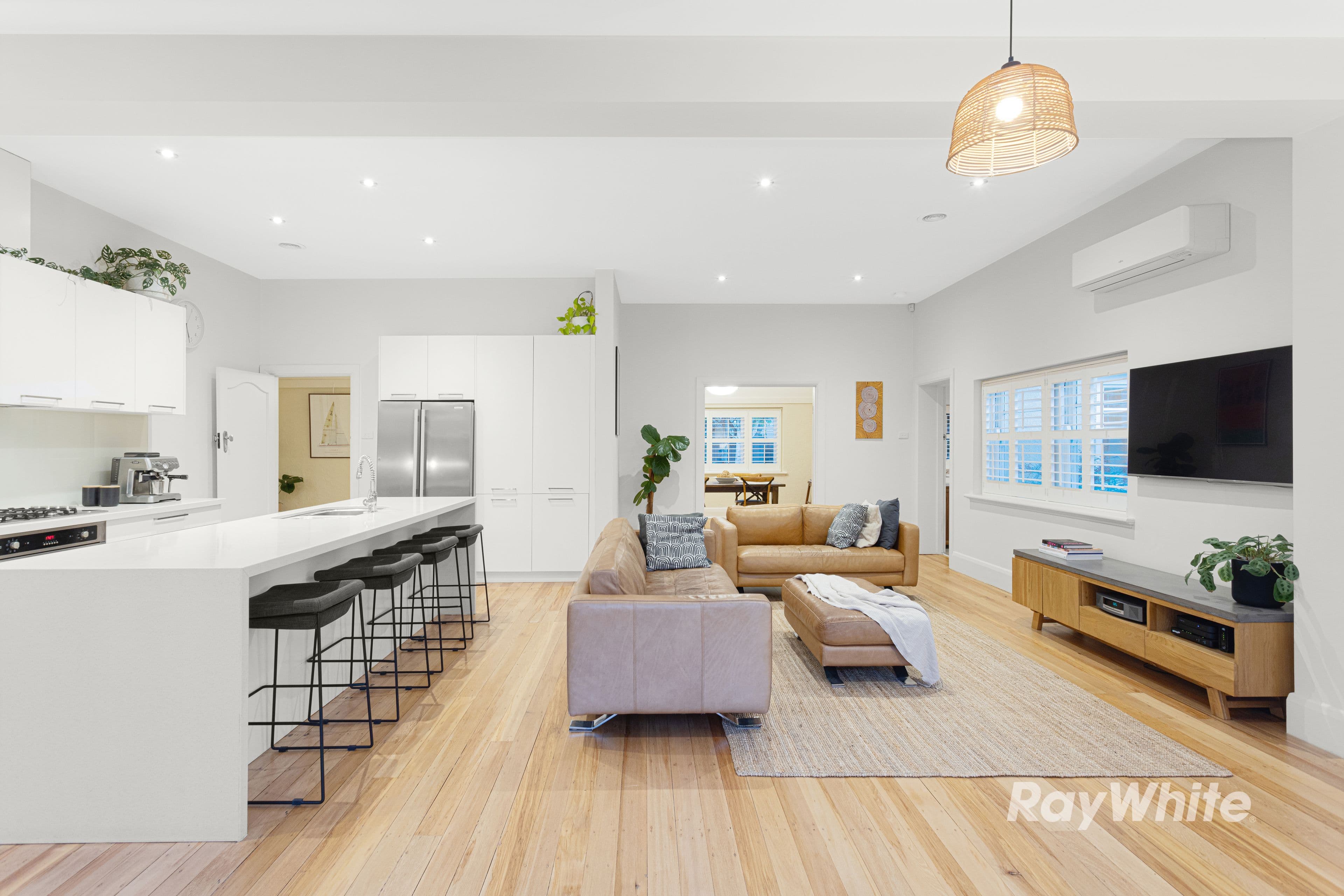 1a Preston Road, Hughesdale VIC 3166, Hughesdale - Thumbnail 2