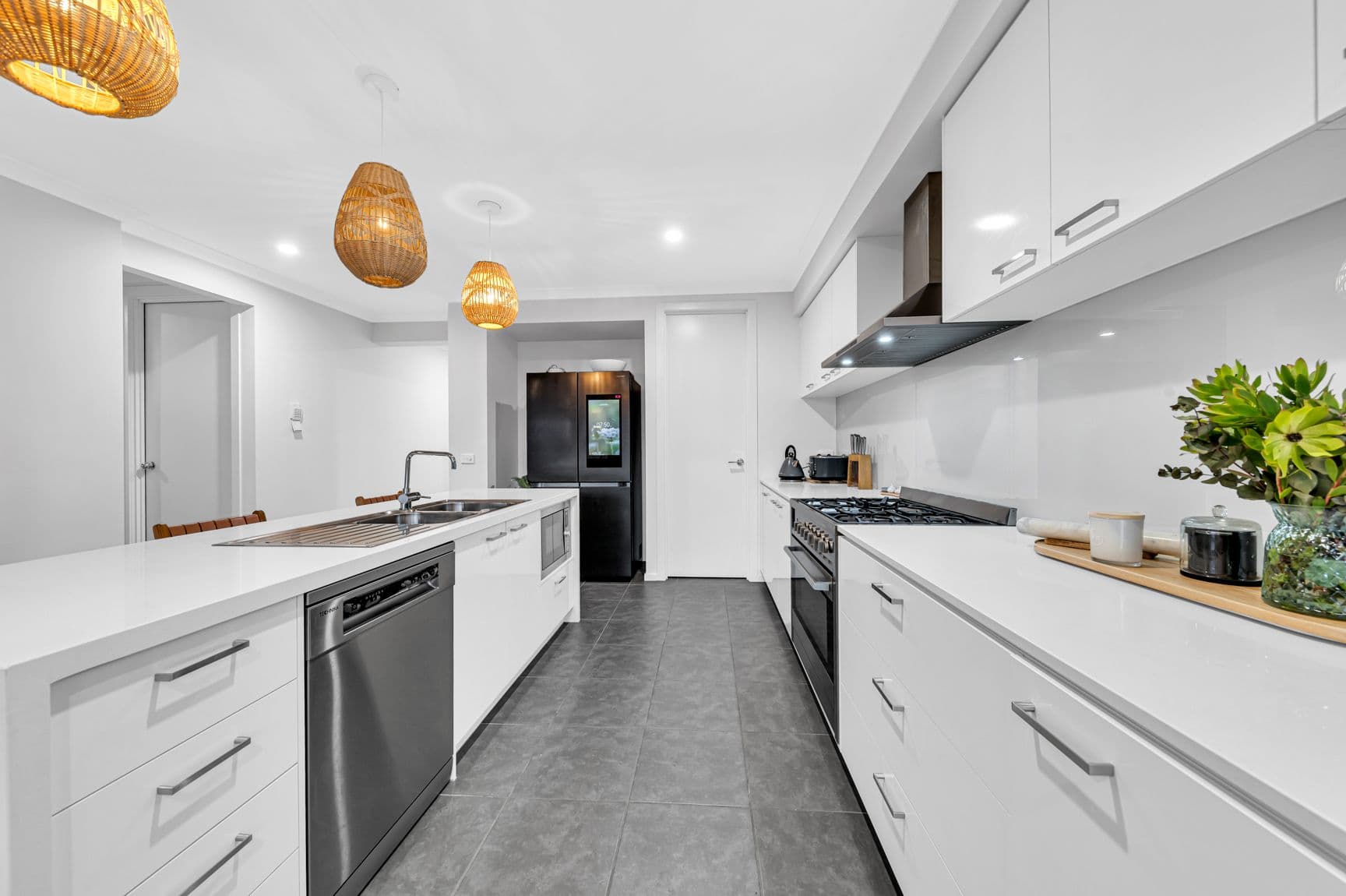 18 Ambassador Circuit, Cranbourne South VIC 3977, Cranbourne South - Thumbnail 6