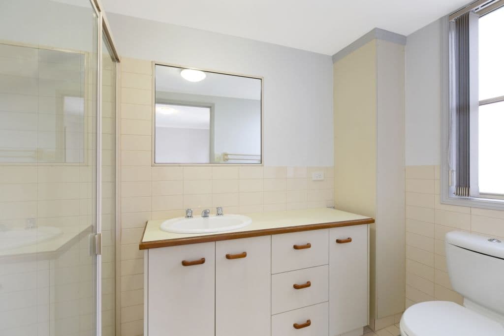 66 Bauer Street, SOUTHPORT QLD 4215, Southport - Thumbnail 8