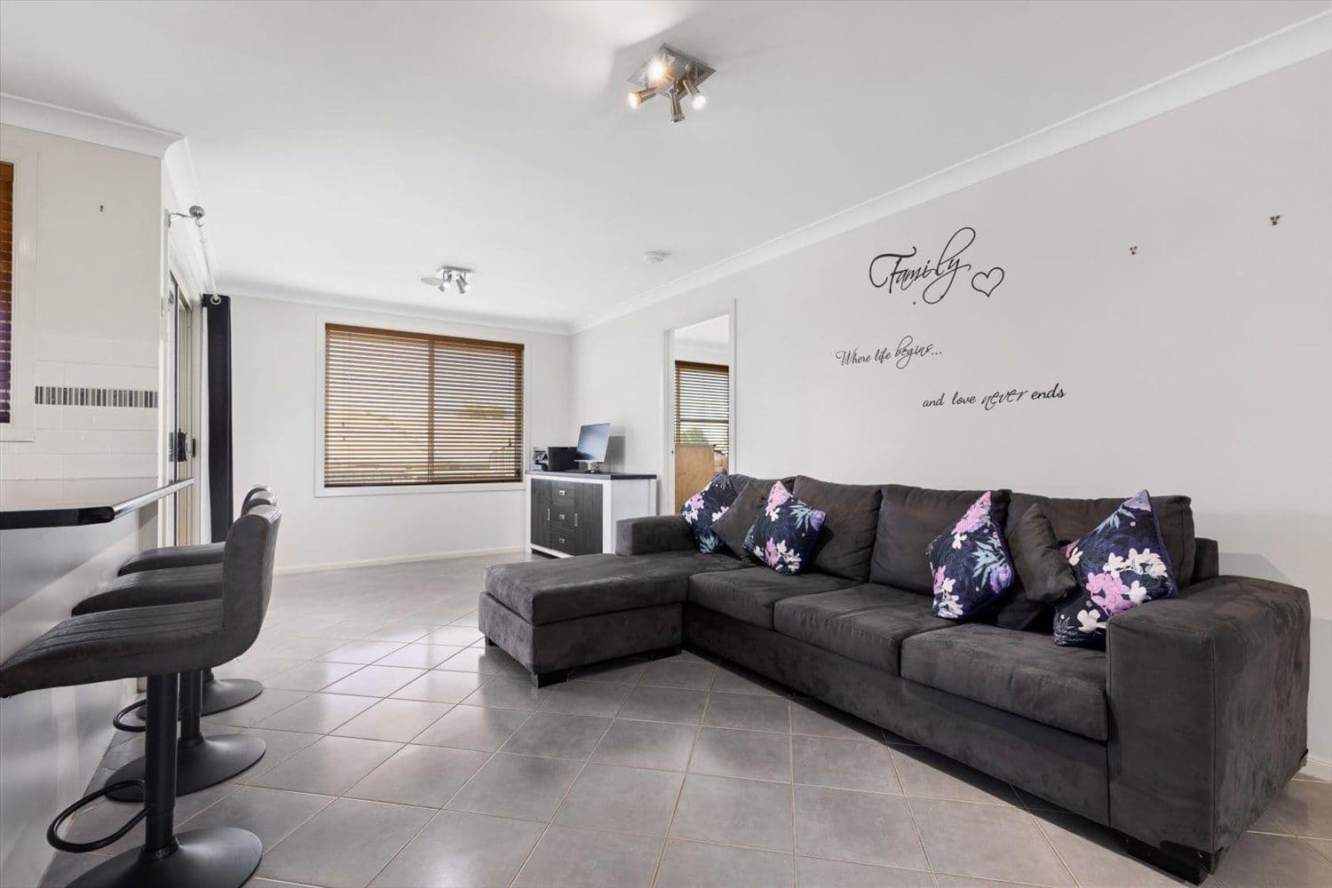 111 Gibson Street, Goulburn NSW 2580, Goulburn - Thumbnail 2
