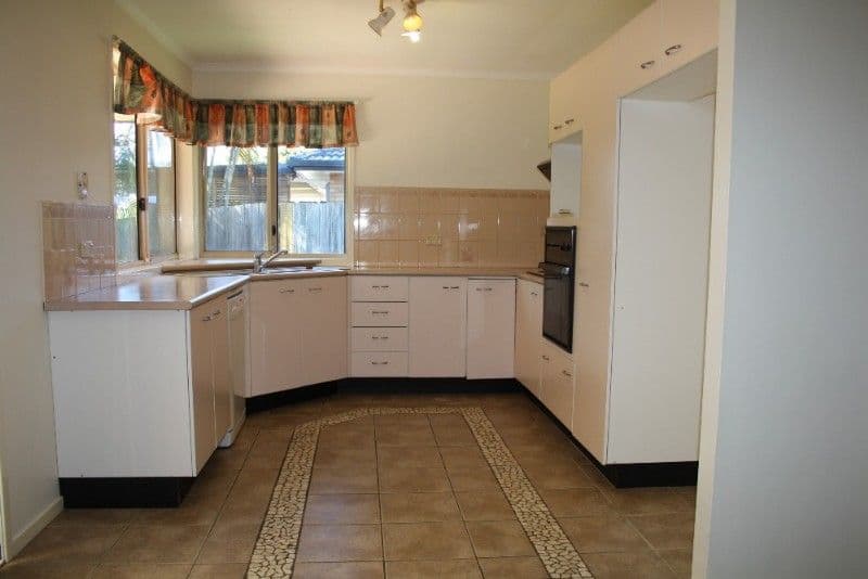 16 Blackbutt Street, CORNUBIA QLD 4130, Cornubia - Thumbnail 2