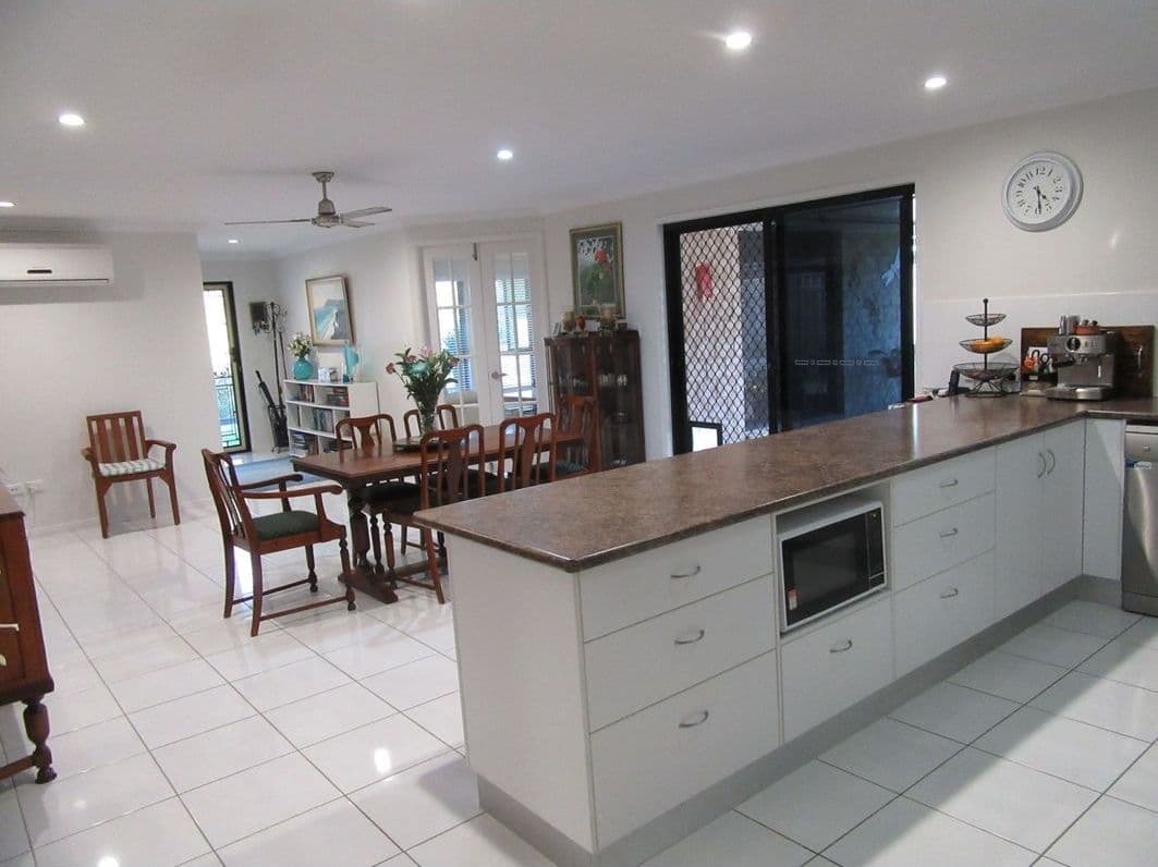 32 Wright Street, Emerald QLD 4720, Emerald - Thumbnail 3