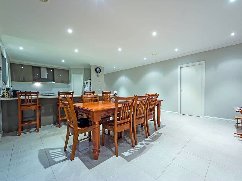 19 Holloway Street, WYNDHAM VALE VIC 3024, Wyndham Vale - Thumbnail 5