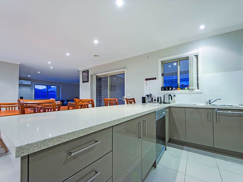 19 Holloway Street, WYNDHAM VALE VIC 3024, Wyndham Vale - Thumbnail 8