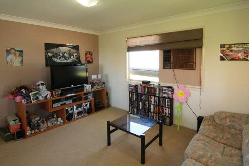 300 Goombungee Road, HARLAXTON QLD 4350, Harlaxton - Thumbnail 2
